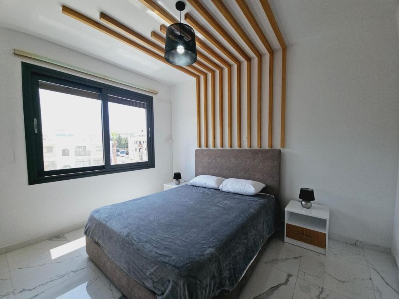 Sea Side Appartment In Kato Paphos Exterior photo